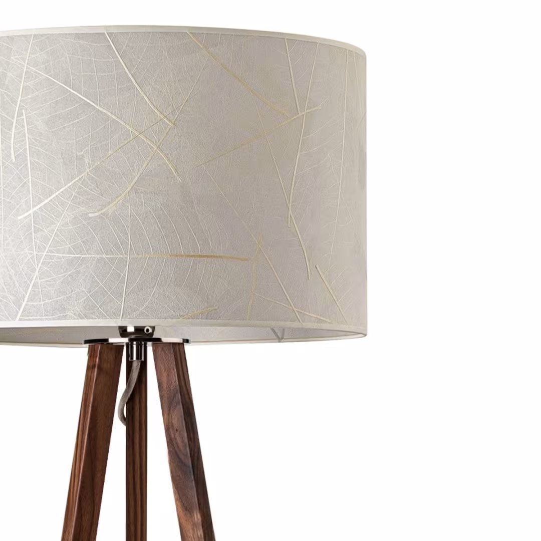 Ligno Holz Stehlampe von LeuchtNatur, handgefertigt aus natürlichen Blättern, umweltfreundlich, 5 Jahre Garantie. - das Bild 7