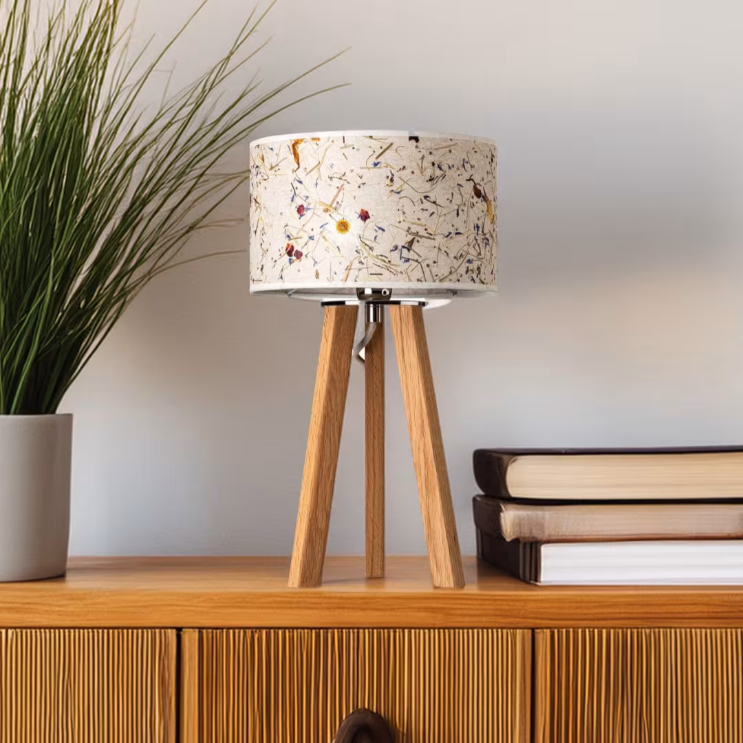 Handgefertigte Holz Tischlampe Ligna von LeuchtNatur, nachhaltig und elegant, ideal für umweltbewusste Käufer. - das Bild 2