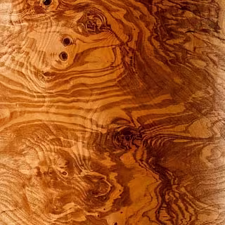 Olivesche Lampenschirm aus Olivenholz und Esche gemischt - exotisches Naturholz Design handgefertigt